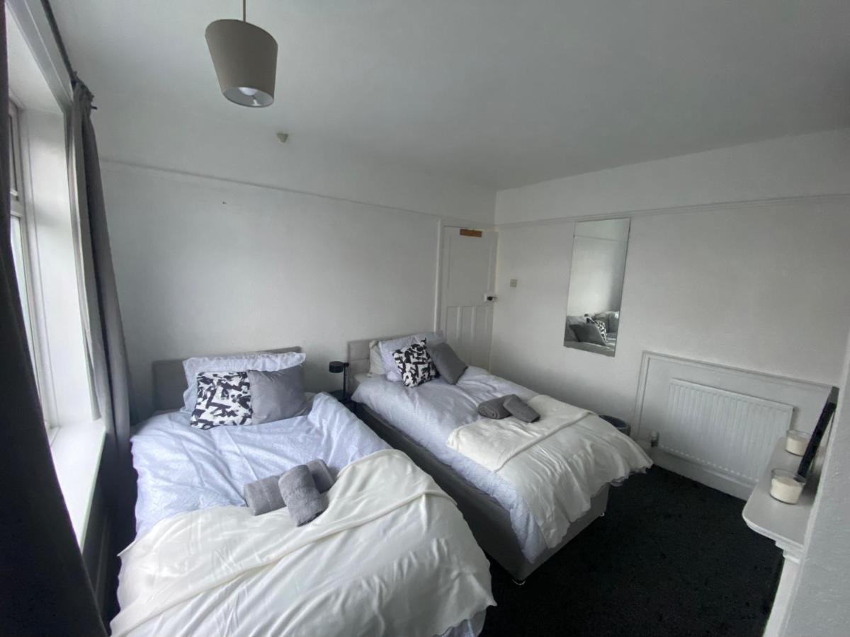 Room 2 Peaceful Stay Near Derby City Centre Exterior foto